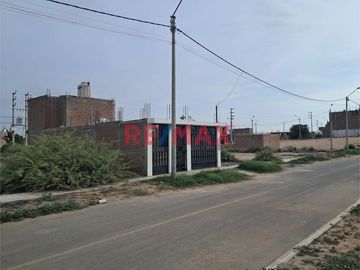 🏡¡CASA DE ESTRENO EN VENTA – URB. DUNAS DE LA FLORIDA I ETAPA! 🏡