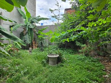 Vendo Casa 3 pisos en Gómez Rendón y la 6ava Uso Comercial - Residencial