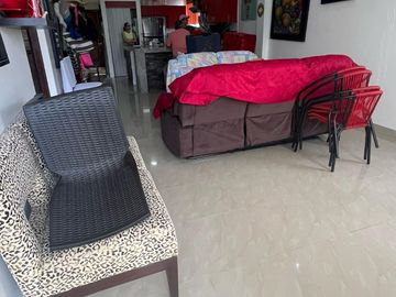 SALINAS SECTOR LA MILINA VENDO PRECIOSO Y LUJOOSO DEPARTAMENTO PRIMER PISO ALTO TRES DORMITORIOS, PISCINA