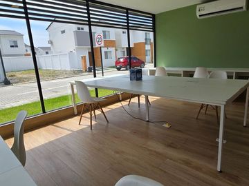 Vendo Moderna Casa de Estreno en Urbanización Savali, tu Nuevo Hogar Vía Salitre