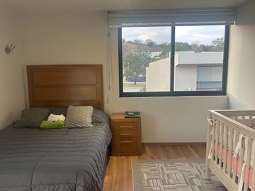 ¡Casa de Lujo en Venta en Los Robles Residencial, Coto Castaños!