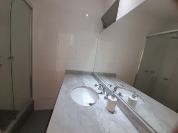 ALQUILO DEPARTAMENTO DOS DORMITORIOS AMOBLADO AV. GRAU MIRAFLORES