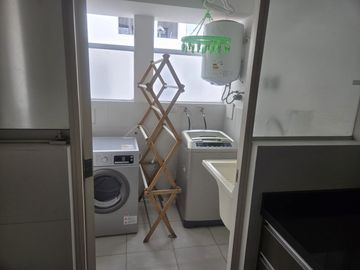 ALQUILO DEPARTAMENTO DOS DORMITORIOS AMOBLADO AV. GRAU MIRAFLORES
