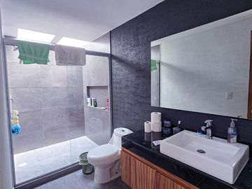Casa en venta 4.6 mill en Lomas de Angelopolis parque Malta