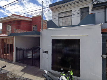 GRAN OPORTUNIDAD DE INVERSION - CASA ADJUDICADA - Olivo 408, Zamora de Hidalgo, Mich.