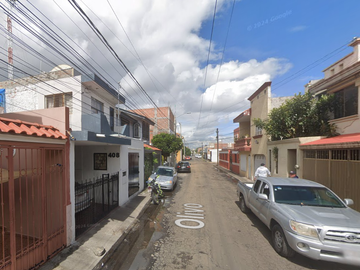 GRAN OPORTUNIDAD DE INVERSION - CASA ADJUDICADA - Olivo 408, Zamora de Hidalgo, Mich.
