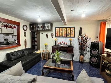 Casa En Venta Entre Las Parcelas Y Av. Lo Blanco