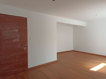 DEPARTAMENTO IDEAL AL COSTADO DE UN PARQUE - SURCO