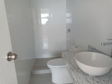 DEPARTAMENTO IDEAL AL COSTADO DE UN PARQUE - SURCO