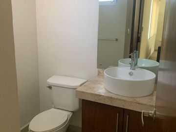 CASA EN RENTA AMUEBLADA EN NATURA SUR DE LEON GUANAJUATO