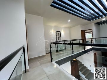 CASA EN VENTA, BALCONES DEL CAMPESTRE. León,Gto; DE LUJO, 4 REC. CON BAÑO, 8 AUTOS, SIN ADEUDOS