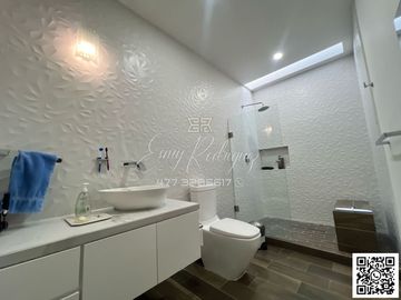 CASA EN VENTA, BALCONES DEL CAMPESTRE. León,Gto; DE LUJO, 4 REC. CON BAÑO, 8 AUTOS, SIN ADEUDOS