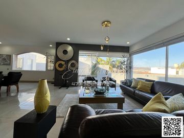 CASA EN VENTA, BALCONES DEL CAMPESTRE. León,Gto; DE LUJO, 4 REC. CON BAÑO, 8 AUTOS, SIN ADEUDOS