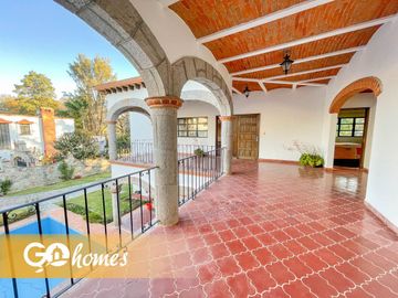 Casa en venta en Tequisquiapan, fraccionamiento centrico Los claustros!