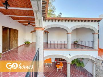 Casa en venta en Tequisquiapan, fraccionamiento centrico Los claustros!
