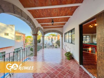 Casa en venta en Tequisquiapan, fraccionamiento centrico Los claustros!