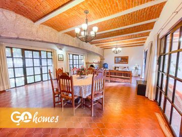 Casa en venta en Tequisquiapan, fraccionamiento centrico Los claustros!