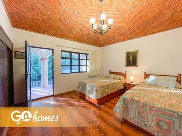 Casa en venta en Tequisquiapan, fraccionamiento centrico Los claustros!