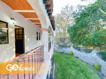 Casa en venta en Tequisquiapan, fraccionamiento centrico Los claustros!