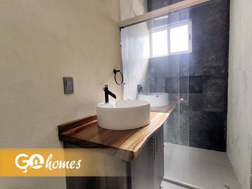Casa en venta en Tequisquiapan, una planta, Nueva estilo moderno!!