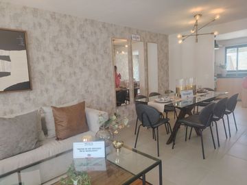 CASA EN VENTA 3 HABITACIONES Y SALA DE TV EN CD MESETA TOTALMENTE EQUIPADA Y GASTOS AL 5%