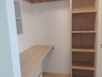 CASA EN VENTA 3 HABITACIONES Y SALA DE TV EN CD MESETA TOTALMENTE EQUIPADA Y GASTOS AL 5%