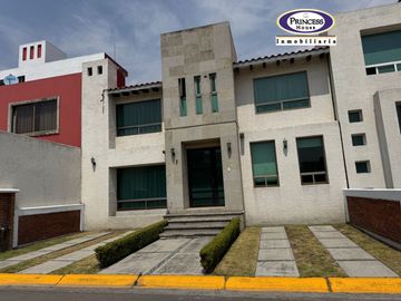 CASA EN VENTA EN FRACCIONAMIENTO EX HACIENDA SAN JOSE, TOLUCA