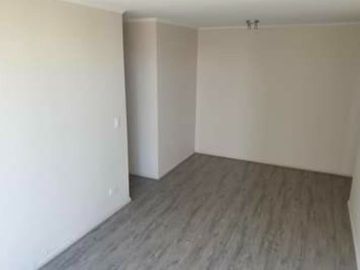 Se Vende Departamento en La Cisterna, 2 Dormitorios 2 Baños 1 Estacionamiento