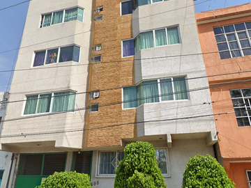 Inmueble en Remate Bancario - Excelente Ubicación en Nezahualcóyotl