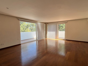RESIDENCIA ESPECTACULAR  EN VENTA LISTA PARA HABITAR EN CLUB DE GOLF VALLESCONDIDO.