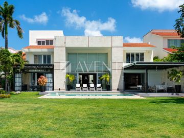 Casa en Venta, Zona Hotelera, Cancún, Quintana Roo.