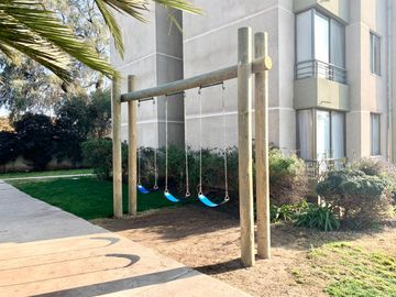 Se Vende Departamento en La Cisterna, 2 Dormitorios 1 Baño 1 Estacionamiento