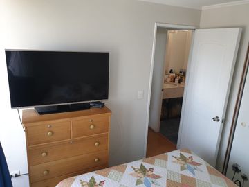 Se Vende Departamento en La Cisterna, 2 Dormitorios 1 Baño 1 Estacionamiento