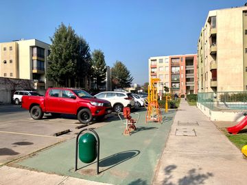 Se Vende Departamento en La Cisterna, 2 Dormitorios 1 Baño 1 Estacionamiento
