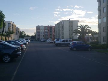 Se Vende Departamento en La Cisterna, 2 Dormitorios 1 Baño 1 Estacionamiento