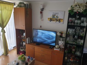 Se Vende Departamento en La Cisterna, 2 Dormitorios 1 Baño 1 Estacionamiento