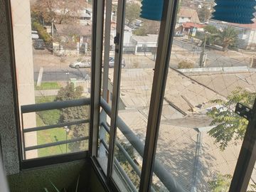 Se Vende Departamento en La Cisterna, 2 Dormitorios 1 Baño 1 Estacionamiento