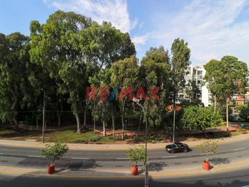 Lindo Dpto. En San Borja Norte Frente A Parque