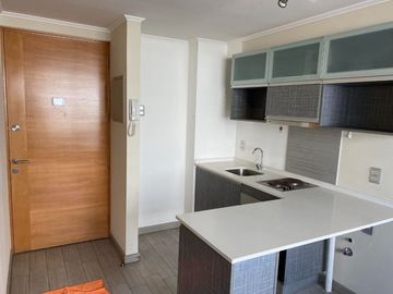 Con excelente conectividad, Se Vende Departamento, Ideal Inversión Inmobiliaria 1 Dormitorio 1 Baño 1 Estacionamiento, Macul