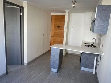 Con excelente conectividad, Se Vende Departamento, Ideal Inversión Inmobiliaria 1 Dormitorio 1 Baño 1 Estacionamiento, Macul