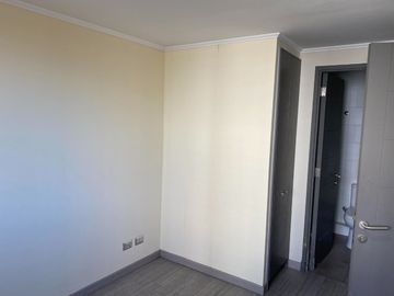Con excelente conectividad, Se Vende Departamento, Ideal Inversión Inmobiliaria 1 Dormitorio 1 Baño 1 Estacionamiento, Macul