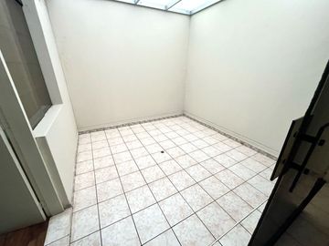 SE VENDE HERMOSO DEPARTAMENTO 300 M2 EN SURCO