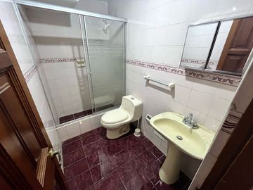 SE VENDE HERMOSO DEPARTAMENTO 300 M2 EN SURCO