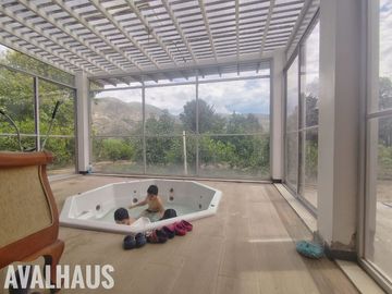 FINCA, CON DOS CASAS, EN PAMBAHACIENDA-MASCARILLA, MIRA A 30 MINUTOS DE IBARRA