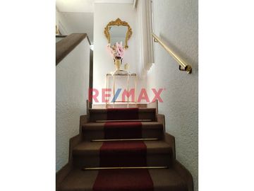 Se Vende Casa de 2 pisos,  En La Capullana