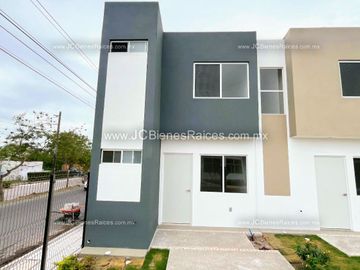 🏠Casa en Venta a 10 minutos del  Aeropuerto🛫 por💲1,081,500