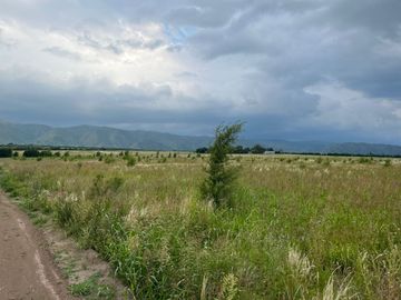 Fracciones de 1 hectárea en venta en Los Reartes 