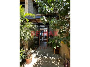 🔥 ¡Exclusiva Casa De Playa En Vichayito - Los Organos – Frente Al Mar Y Lista Para Ti! 🏡🌊 // ID: 1134635