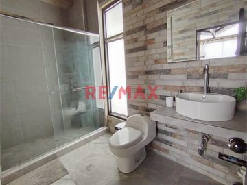 🔥 ¡Exclusiva Casa De Playa En Vichayito - Los Organos – Frente Al Mar Y Lista Para Ti! 🏡🌊 // ID: 1134635