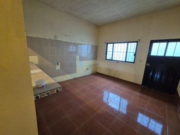 Casa de dos pisos y terraza con 3 recamaras y 2 baños en Granjas Banthi